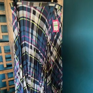Vince Camuto NWT blue multicolour plaid pleated skirt, US L, mint.